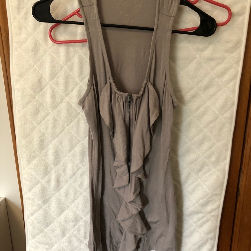 Grey ruffled tank